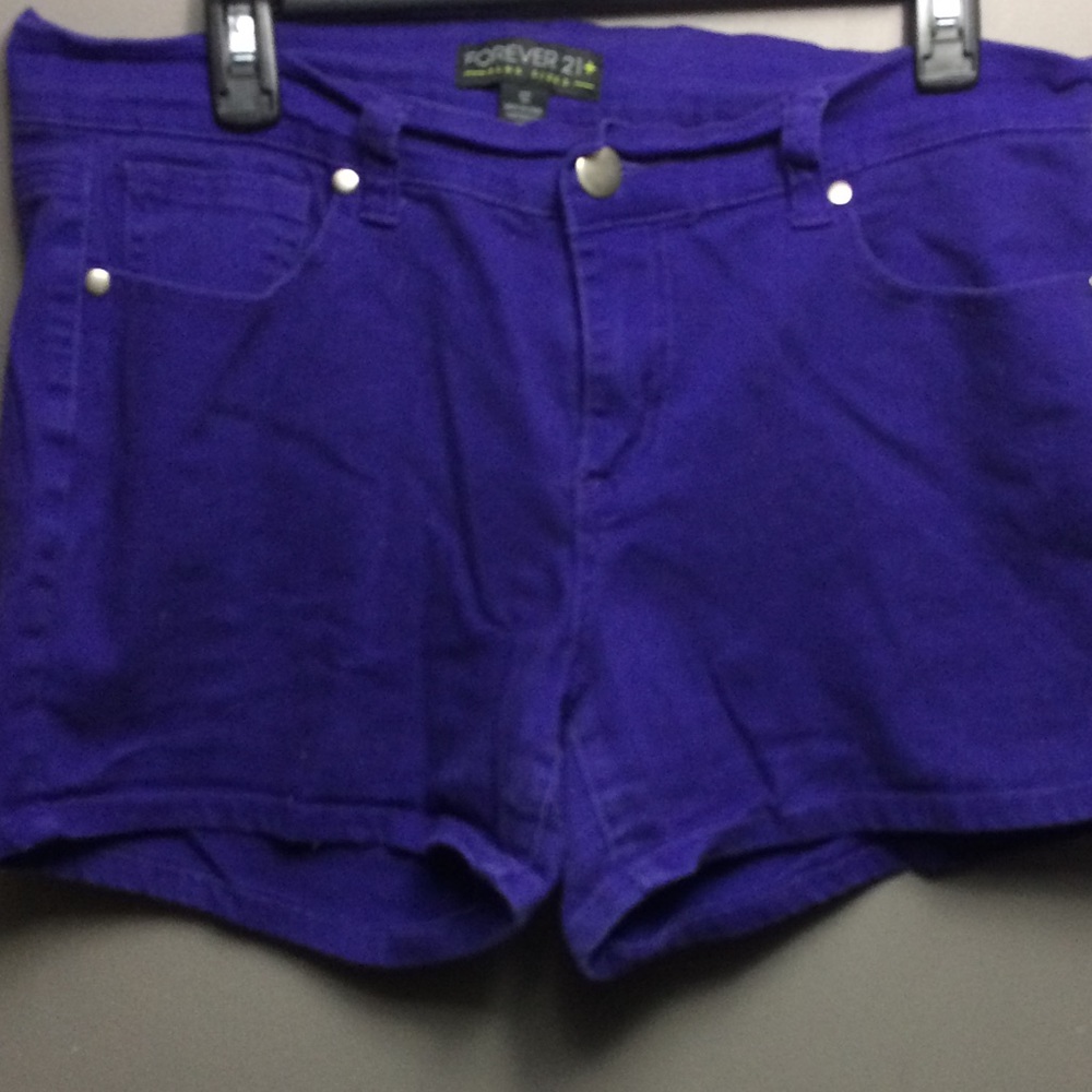 Purple size:12 shorts